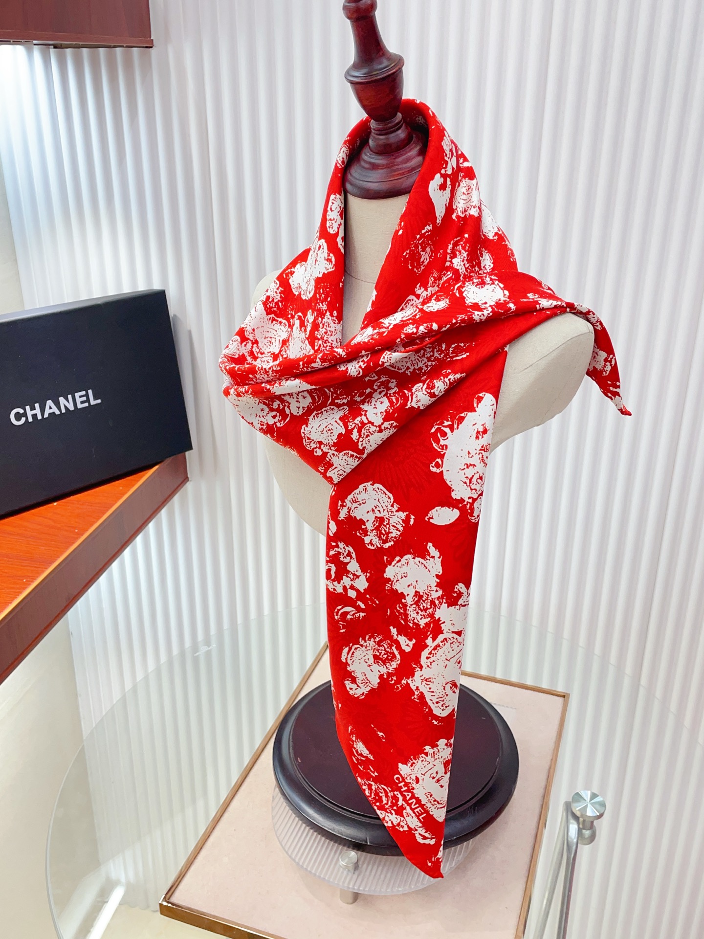 ✨✨【18姆米 双面同色】新款小香‼️美翻了[流泪]最新御用殿堂级极品‼️经典元素图案设计风格❗️美丽至