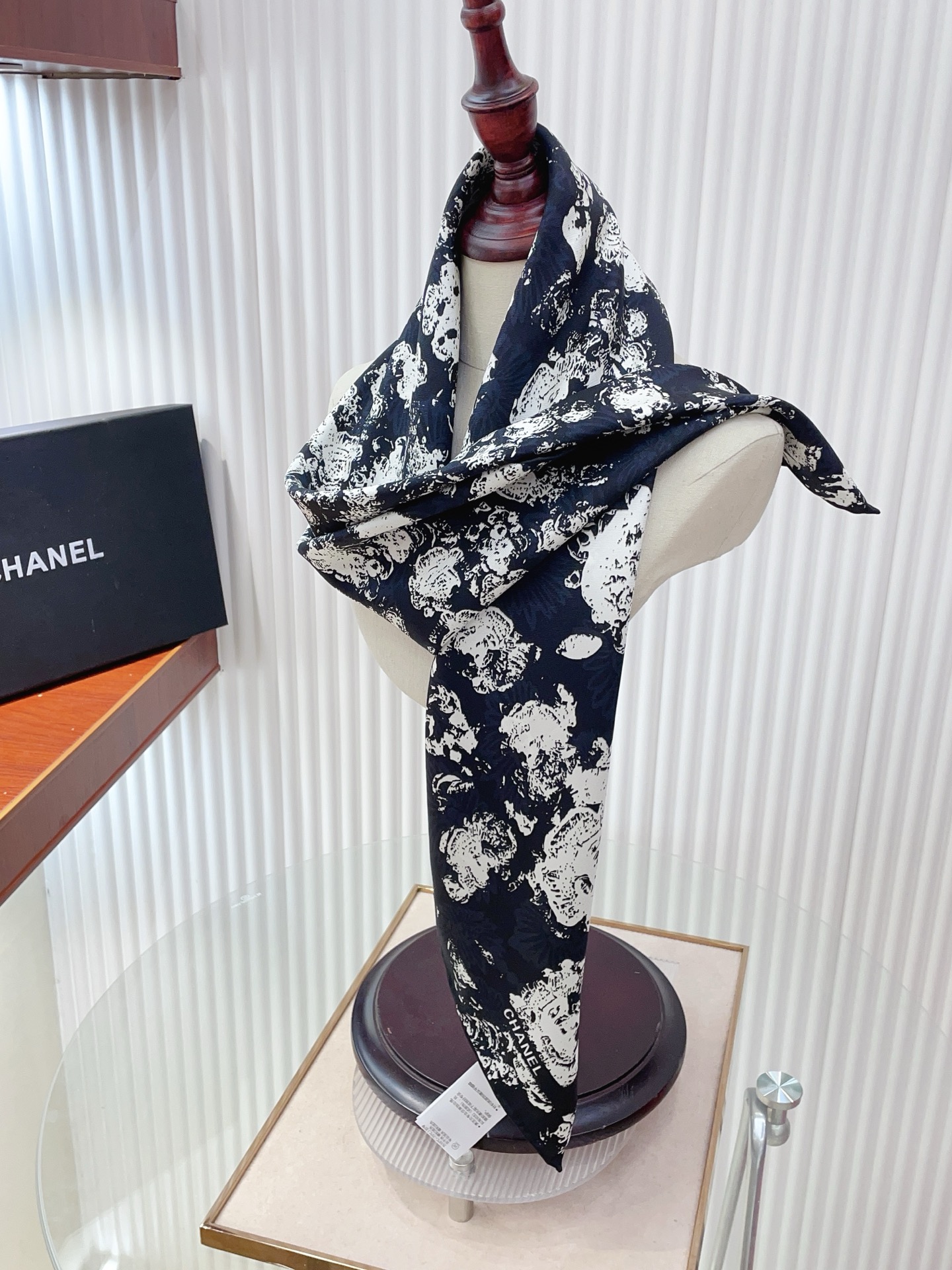 ✨✨【18姆米 双面同色】新款小香‼️美翻了[流泪]最新御用殿堂级极品‼️经典元素图案设计风格❗️美丽至