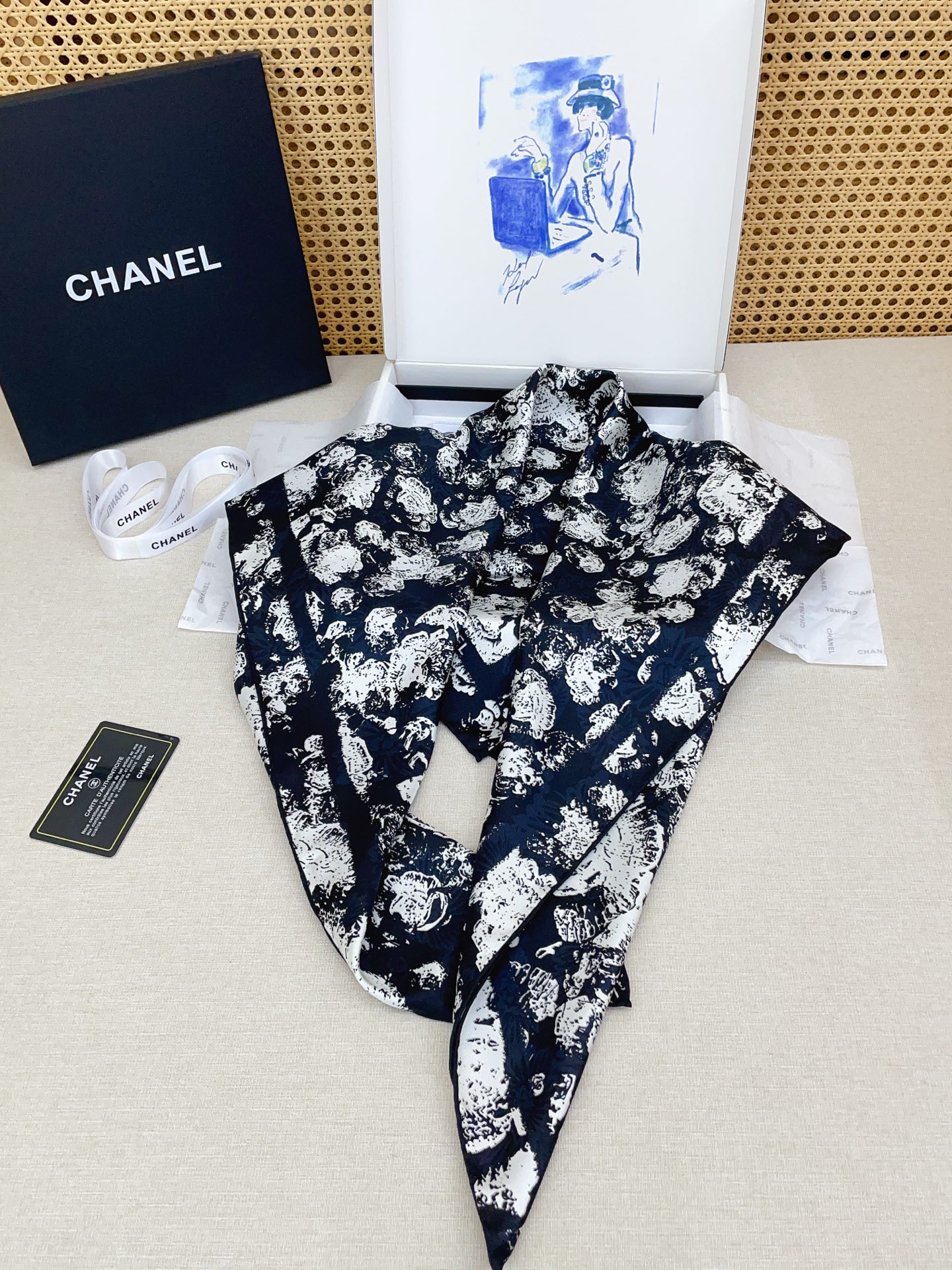 ✨✨【18姆米 双面同色】新款小香‼️美翻了[流泪]最新御用殿堂级极品‼️经典元素图案设计风格❗️美丽至