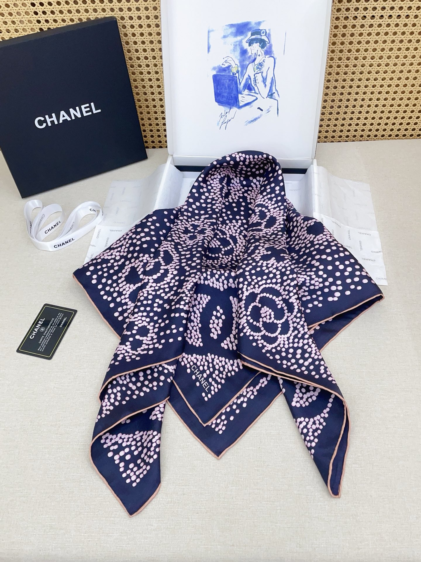 ✨✨【18姆米 双面同色】新款小香‼️美翻了[流泪]最新御用殿堂级极品‼️经典元素图案设计风格❗️美丽至极 真的 上身极