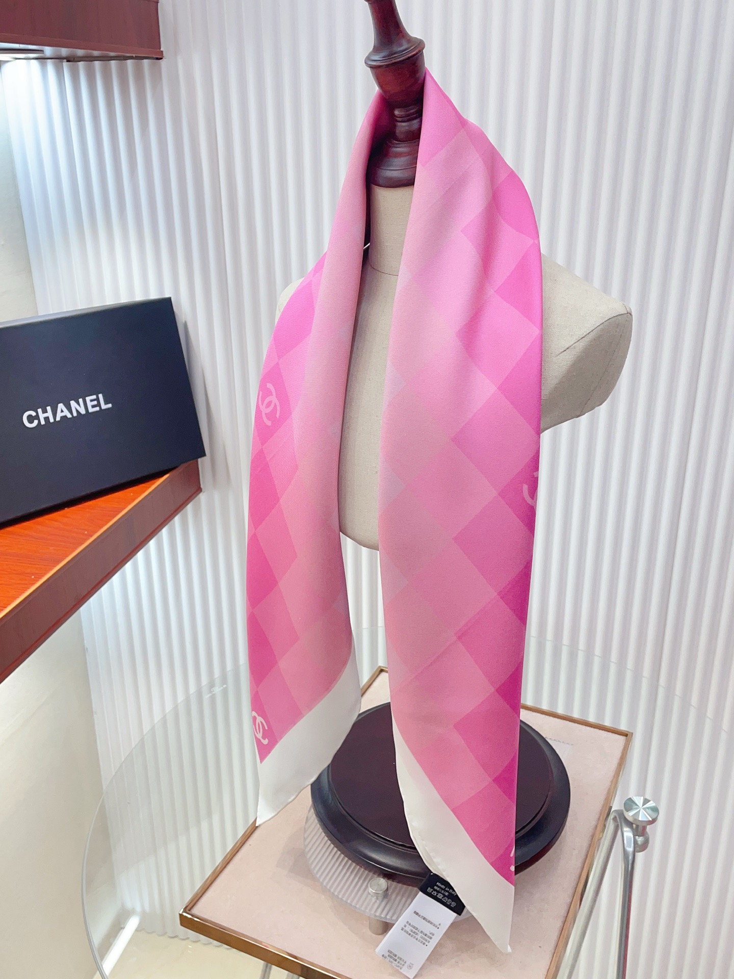 ✨✨【18姆米 双面同色】新款小香‼️美翻了[流泪]最新御用殿堂级极品‼️经典元素图案设计风格❗️美丽至