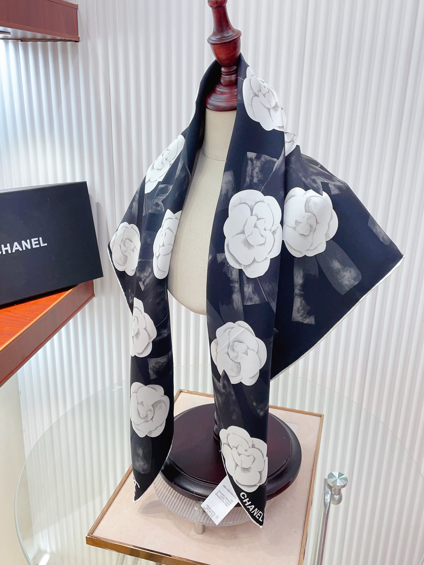 ✨✨【18姆米 双面同色】新款小香‼️美翻了[流泪]最新御用殿堂级极品‼️经典元素图案设计风格❗️美丽至