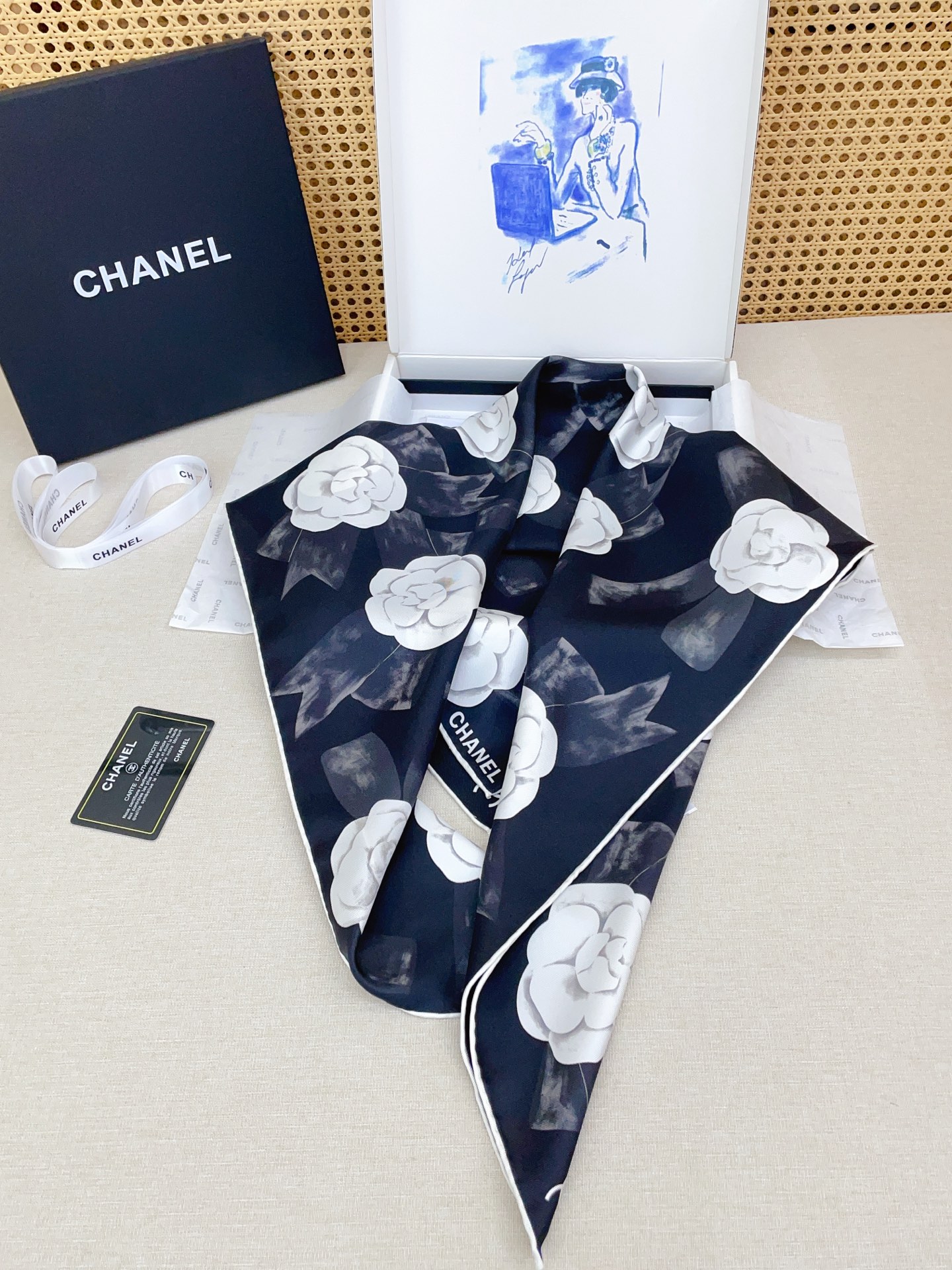✨✨【18姆米 双面同色】新款小香‼️美翻了[流泪]最新御用殿堂级极品‼️经典元素图案设计风格❗️美丽至
