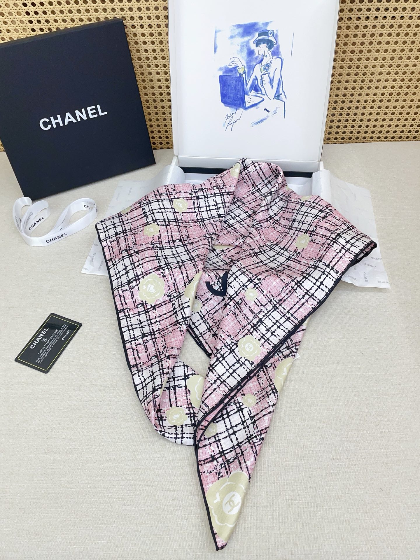 ✨✨【18姆米 双面同色】新款小香‼️美翻了[流泪]最新御用殿堂级极品‼️经典元素图案设计风格❗️美丽至极 真的 上身极
