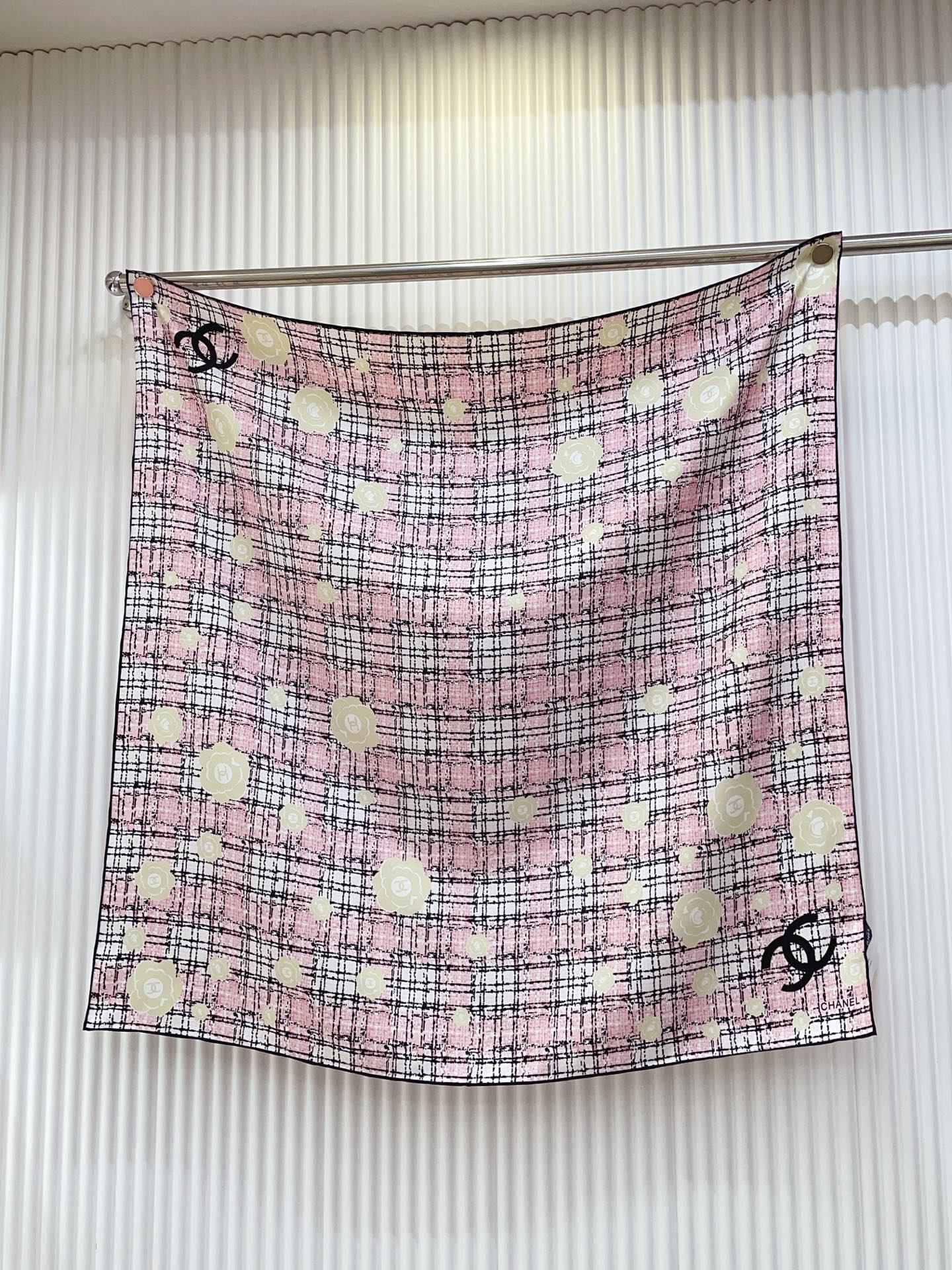 ✨✨【18姆米 双面同色】新款小香‼️美翻了[流泪]最新御用殿堂级极品‼️经典元素图案设计风格❗️美丽至极 真的 上身极