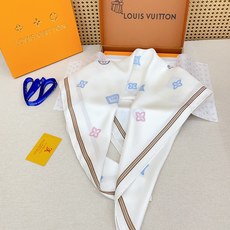 ✨✨【18姆米 双面同色】上身效果疯狂的喜欢❗️专柜也是刚刚上架的,L*最最新款~非常有看头,L的这类元 ✨✨【18姆米 双面同色】上身效果疯狂的喜欢❗️专柜也是刚刚上架的,L*最最新款~非常有看头,L的这类元
