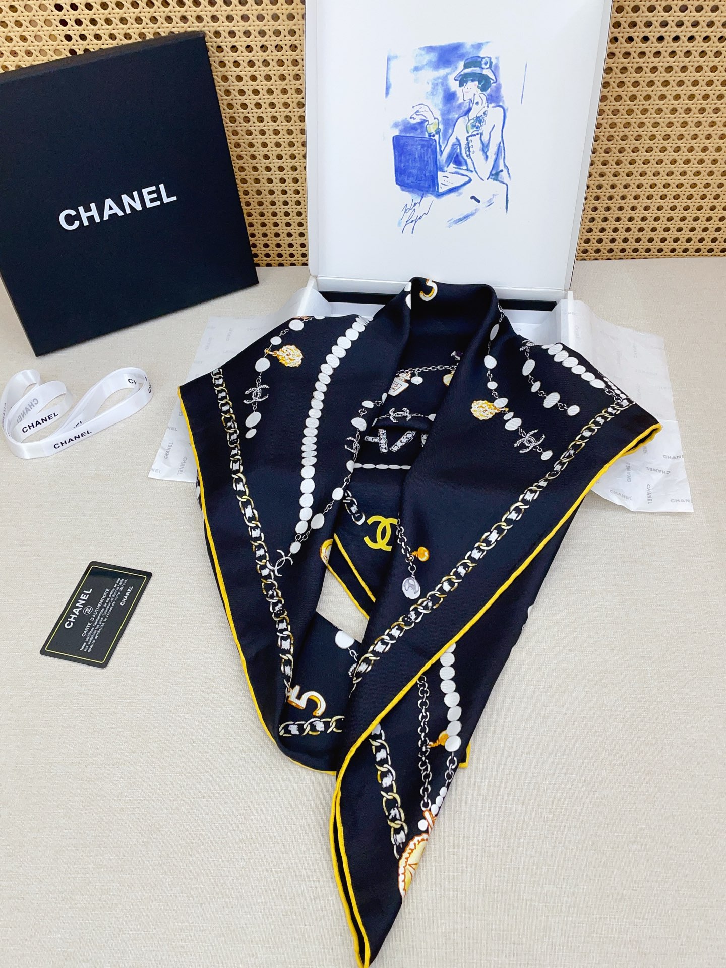 ✨✨【18姆米 双面同色】新款小香‼️美翻了[流泪]最新御用殿堂级极品‼️经典元素图案设计风格❗️美丽至