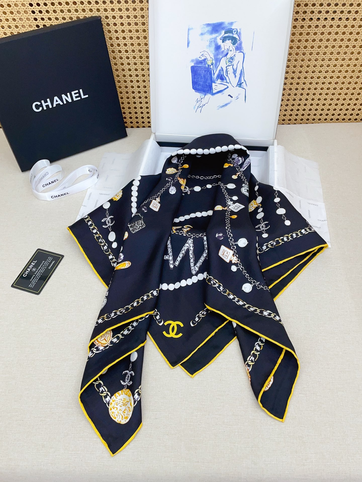 ✨✨【18姆米 双面同色】新款小香‼️美翻了[流泪]最新御用殿堂级极品‼️经典元素图案设计风格❗️美丽至