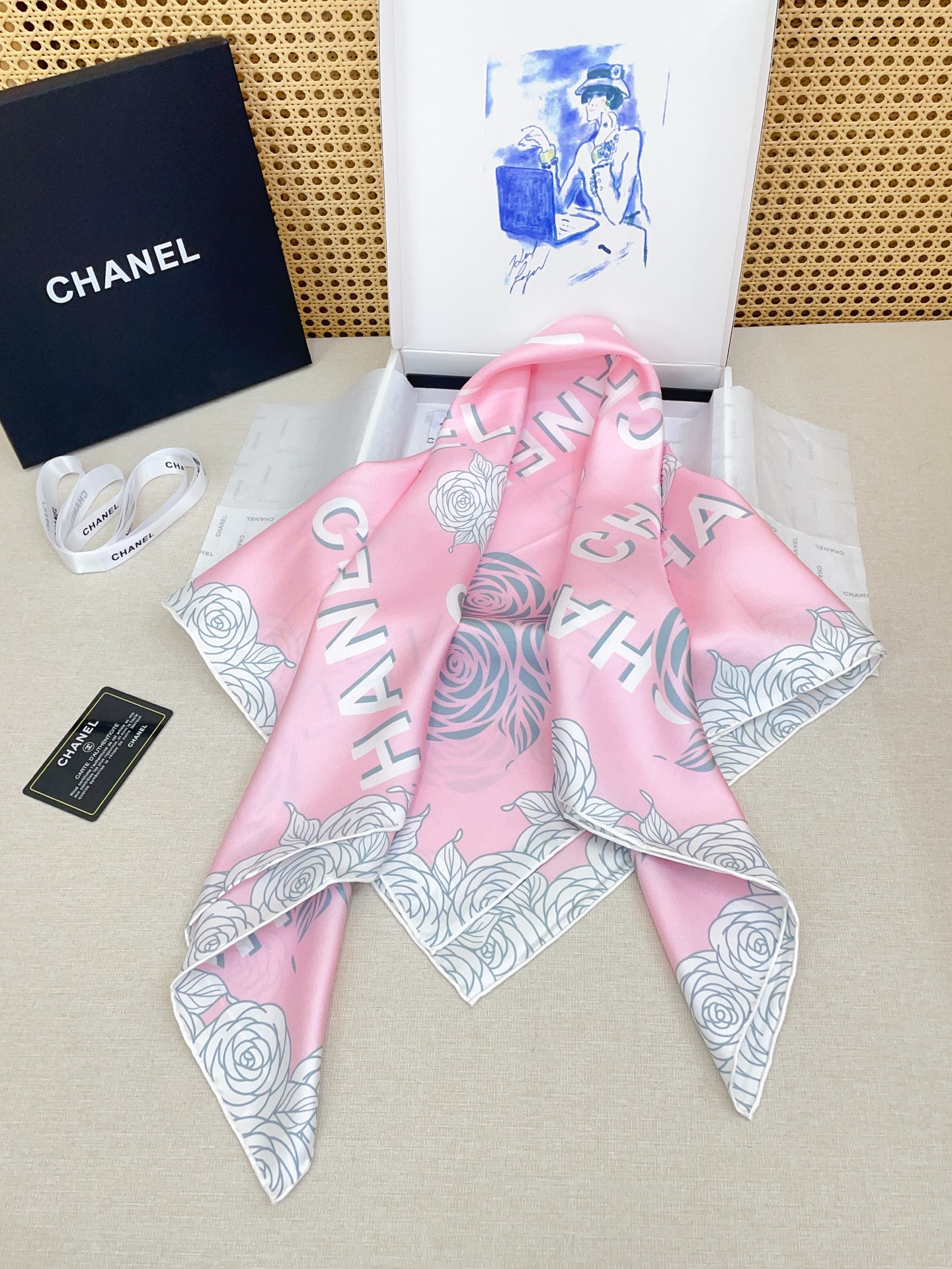 ✨✨【18姆米 双面同色】新款小香‼️美翻了[流泪]最新御用殿堂级极品‼️经典元素图案设计风格❗️美丽至极 真的 上身极