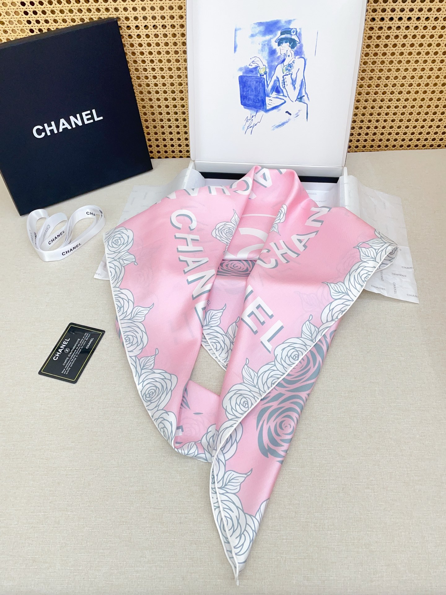 ✨✨【18姆米 双面同色】新款小香‼️美翻了[流泪]最新御用殿堂级极品‼️经典元素图案设计风格❗️美丽至极 真的 上身极
