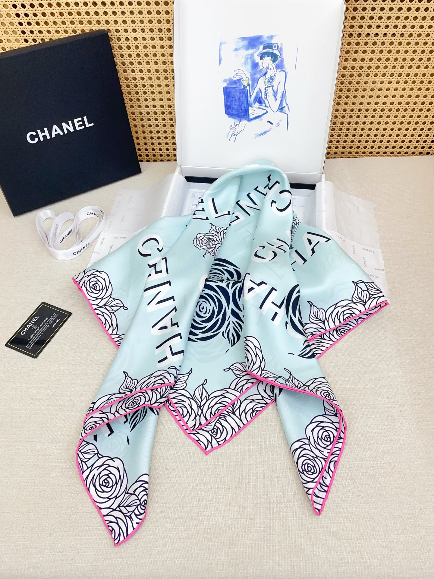 ✨✨【18姆米 双面同色】新款小香‼️美翻了[流泪]最新御用殿堂级极品‼️经典元素图案设计风格❗️美丽至极 真的 上身极