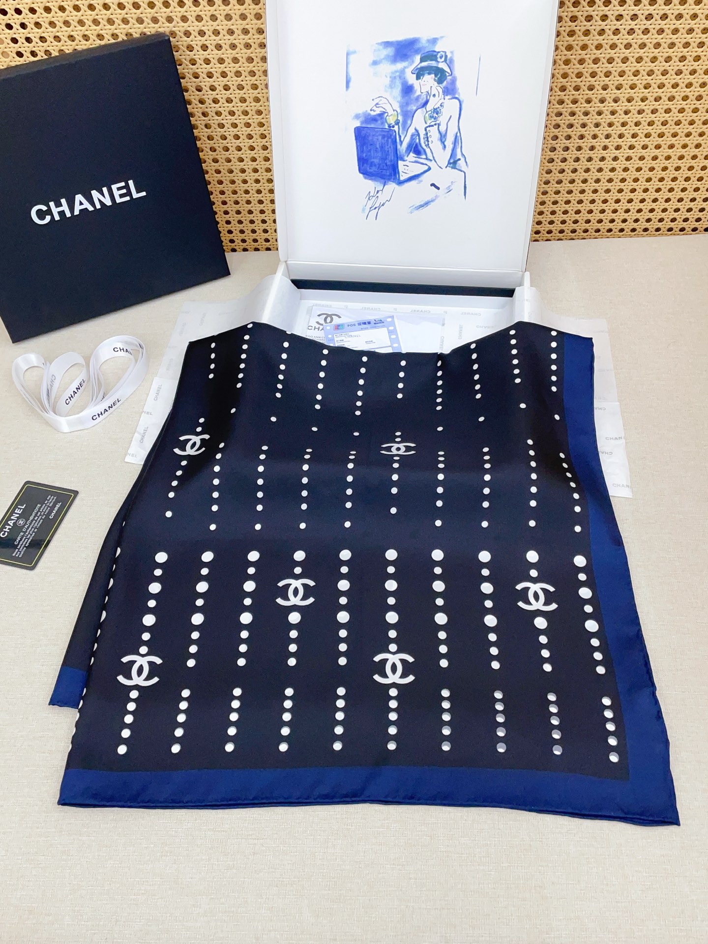✨✨【18姆米 双面同色】新款小香‼️美翻了[流泪]最新御用殿堂级极品‼️经典元素图案设计风格❗️美丽至极 真的 上身极