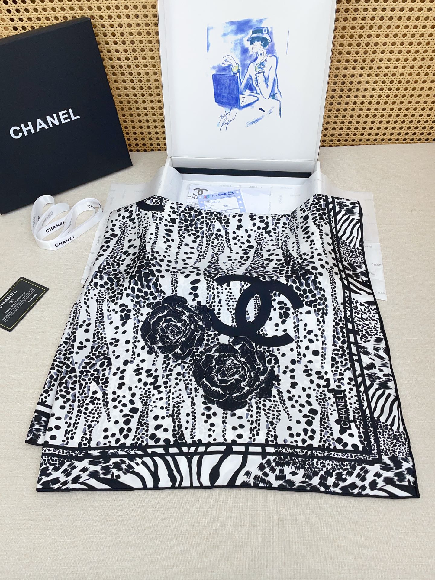 ✨✨【18姆米 双面同色】新款小香‼️美翻了[流泪]最新御用殿堂级极品‼️经典元素图案设计风格❗️美丽至