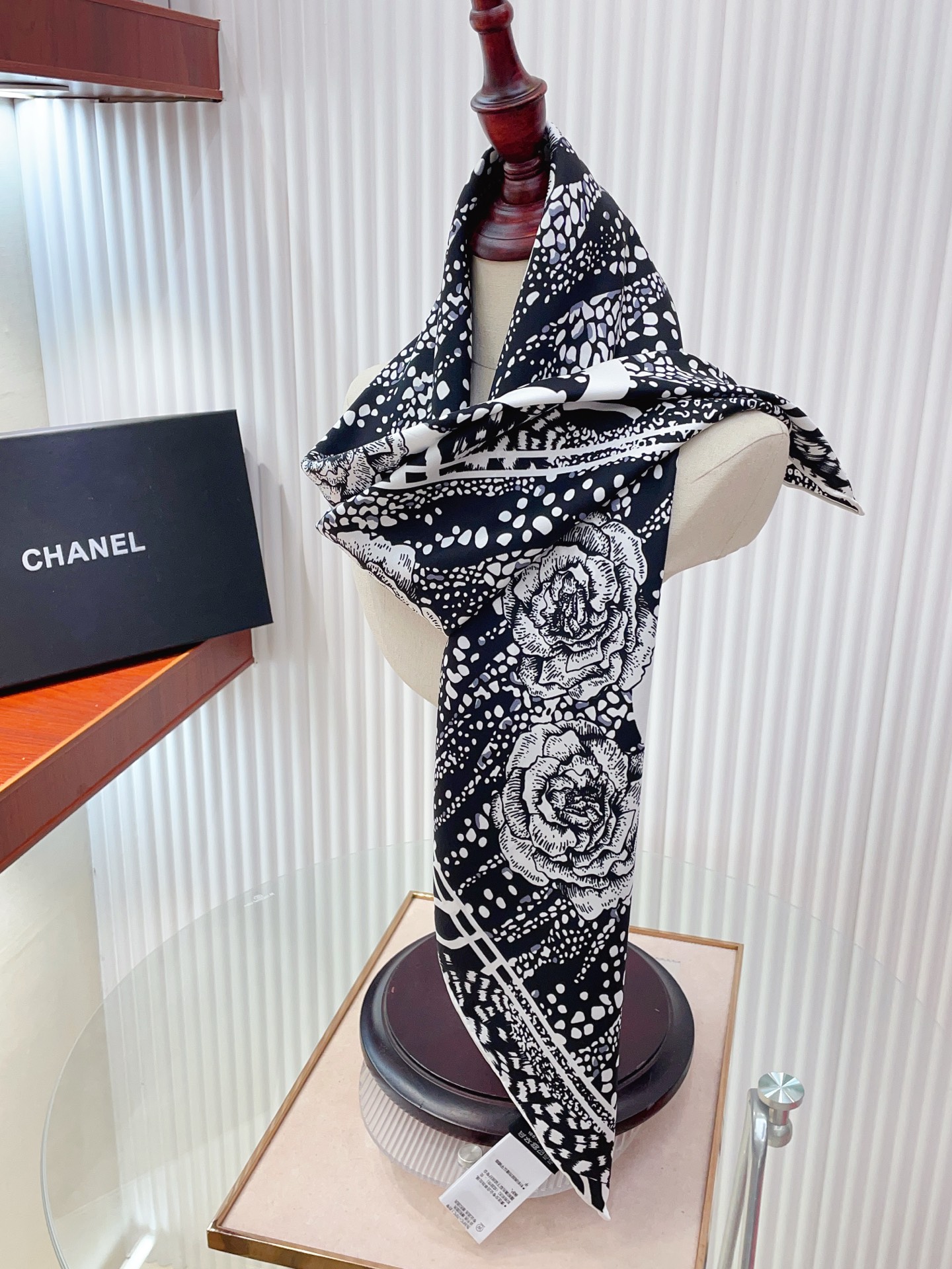 ✨✨【18姆米 双面同色】新款小香‼️美翻了[流泪]最新御用殿堂级极品‼️经典元素图案设计风格❗️美丽至