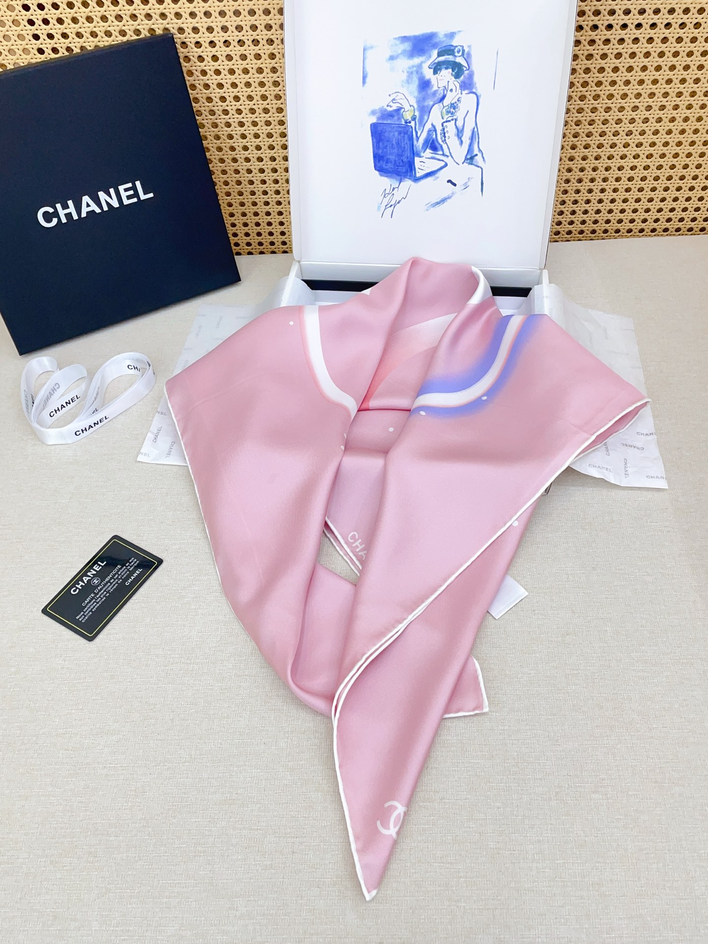 ✨✨【18姆米 双面同色】新款小香‼️美翻了[流泪]最新御用殿堂级极品‼️经典元素图案设计风格❗️美丽至极 真的 上身极