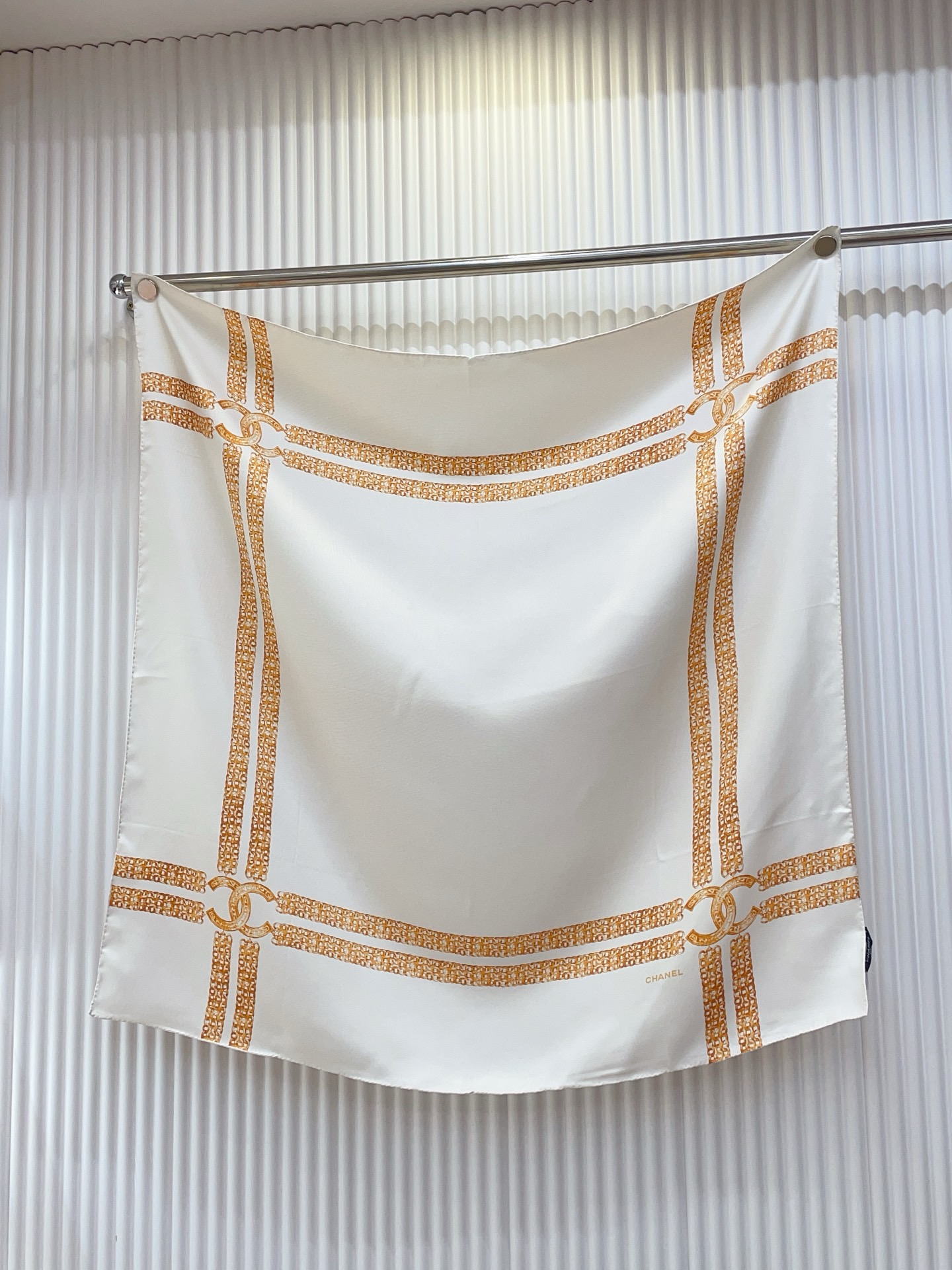 ✨✨【18姆米 双面同色】新款小香‼️美翻了[流泪]最新御用殿堂级极品‼️经典元素图案设计风格❗️美丽至极 真的 上身极