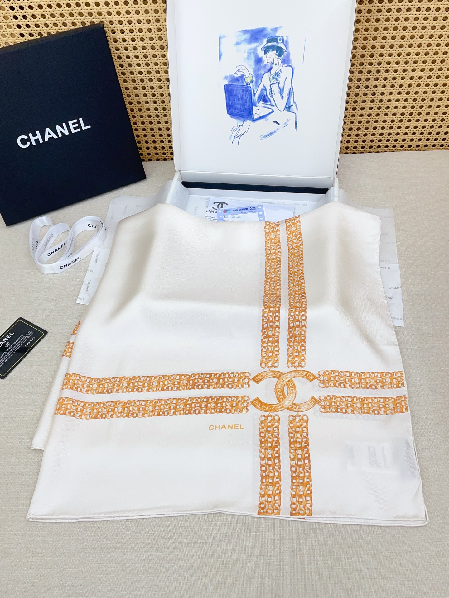 ✨✨【18姆米 双面同色】新款小香‼️美翻了[流泪]最新御用殿堂级极品‼️经典元素图案设计风格❗️美丽至极 真的 上身极