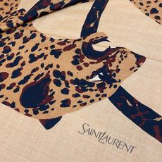 ✨✨同步上架 YSL(圣罗兰)家买了都说好看【六头豹🐆羊绒长巾】‼️推荐💕顶级工艺超值‼️专柜爆款🎁🎁羊绒长巾💟豹纹呈现 ✨✨同步上架 YSL(圣罗兰)家买了都说好看【六头豹🐆羊绒长巾】‼️推荐💕顶级工艺超值‼️专柜爆款🎁🎁羊绒长巾💟豹纹呈现