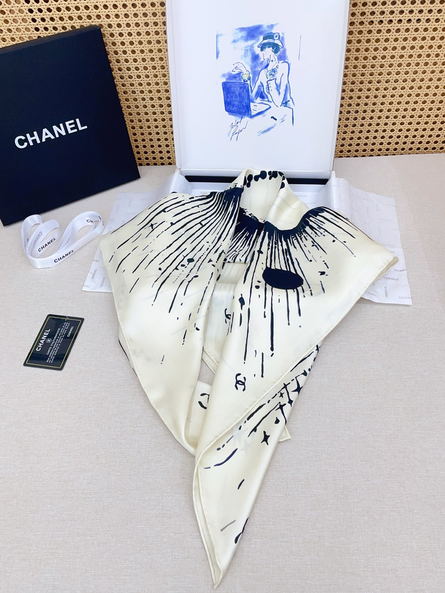 ✨✨【18姆米 双面同色】新款小香‼️美翻了[流泪]最新御用殿堂级极品‼️经典元素图案设计风格❗️美丽至