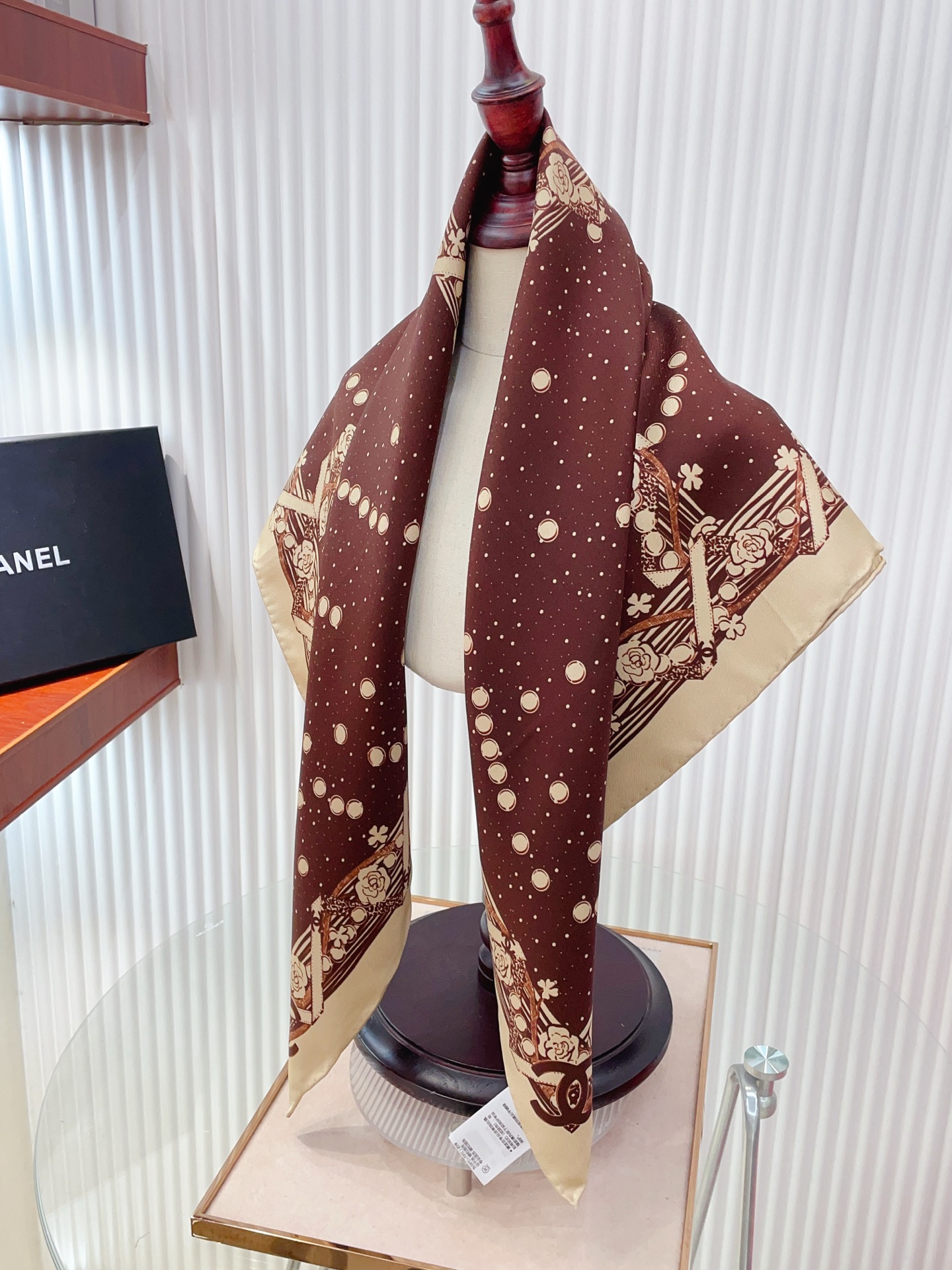 ✨✨【18姆米 双面同色】新款小香‼️美翻了[流泪]最新御用殿堂级极品‼️经典元素图案设计风格❗️美丽至