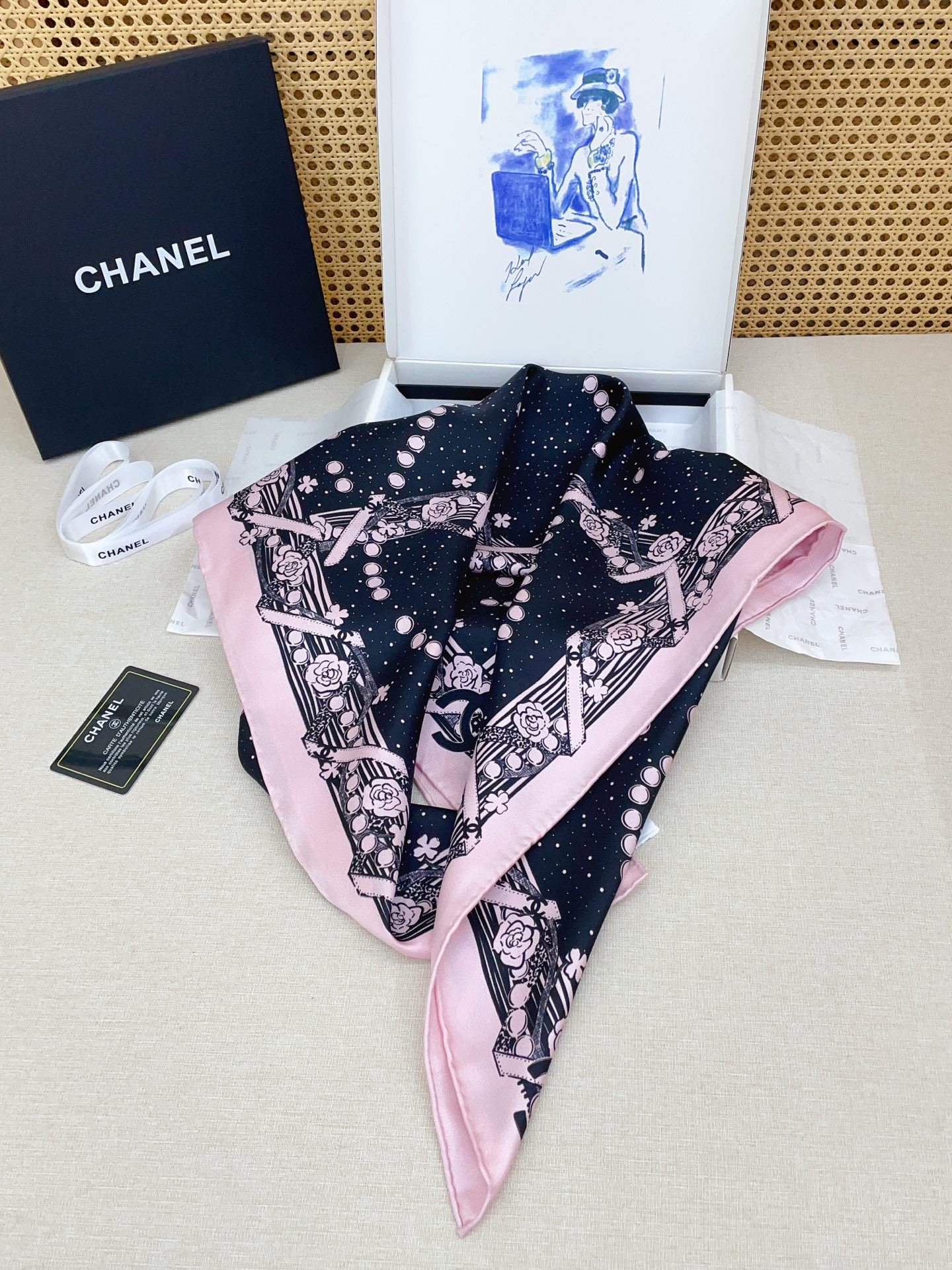 ✨✨【18姆米 双面同色】新款小香‼️美翻了[流泪]最新御用殿堂级极品‼️经典元素图案设计风格❗️美丽至