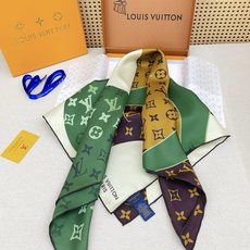✨✨【18姆米 双面同色】上身效果疯狂的喜欢❗️专柜也是刚刚上架的,L*最最新款~非常有看头,L的这类元 ✨✨【18姆米 双面同色】上身效果疯狂的喜欢❗️专柜也是刚刚上架的,L*最最新款~非常有看头,L的这类元