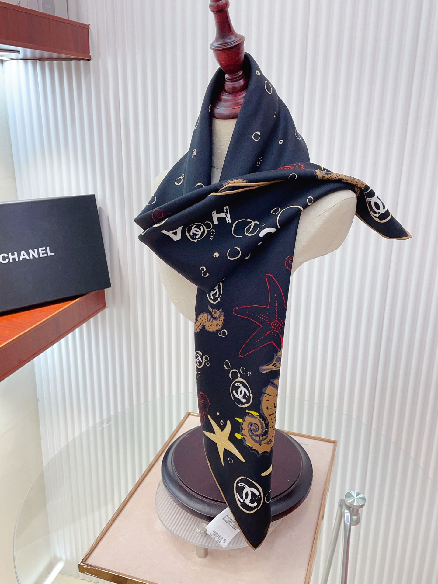 ✨✨【18姆米 双面同色】新款小香‼️美翻了[流泪]最新御用殿堂级极品‼️经典元素图案设计风格❗️美丽至