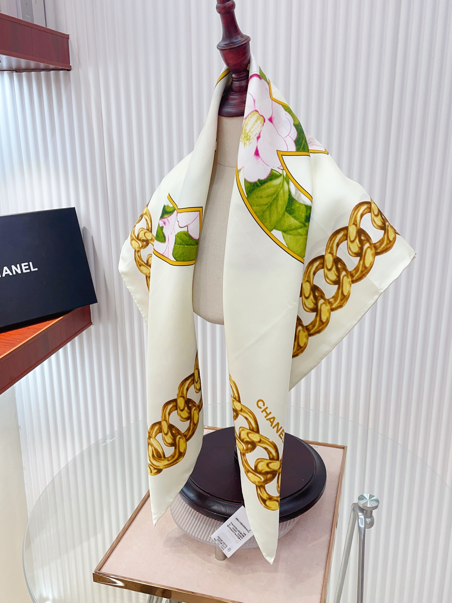 ✨✨【18姆米 双面同色】新款小香‼️美翻了[流泪]最新御用殿堂级极品‼️经典元素图案设计风格❗️美丽至