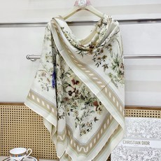 ✨✨【双面同色 丝毛款】新款🧣CD家羊绒新款 买了都说好看‼️推荐💕双面同色羊绒方巾‼️D家ZG爆款🎁💟 ✨✨【双面同色 丝毛款】新款🧣CD家羊绒新款 买了都说好看‼️推荐💕双面同色羊绒方巾‼️D家ZG爆款🎁💟