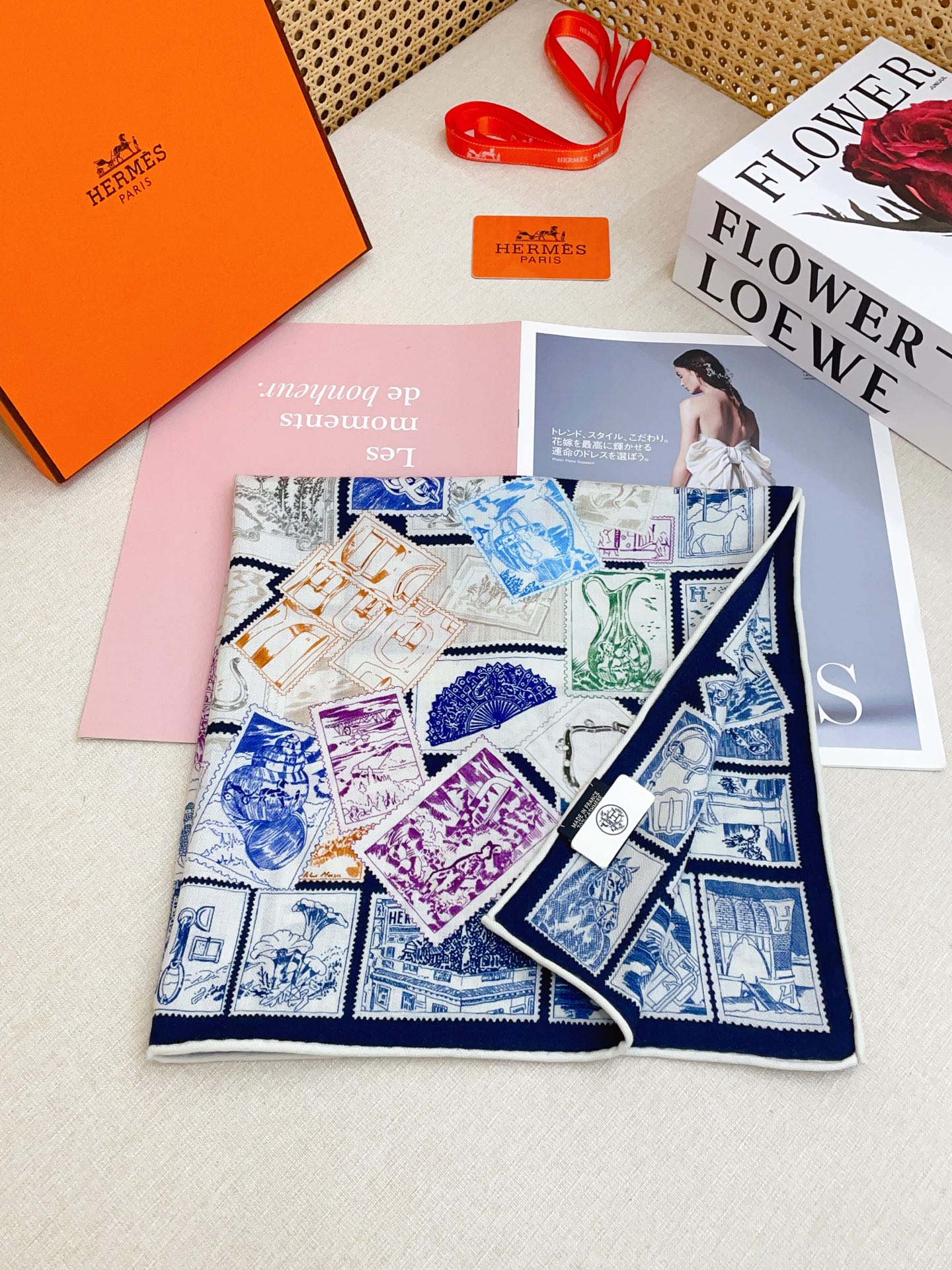 ✨✨【丝毛款 双面同色】新品 H家【福宝集邮者】秋冬丝毛款 随意切换造型 ,小巧又不失优雅的款式 60*