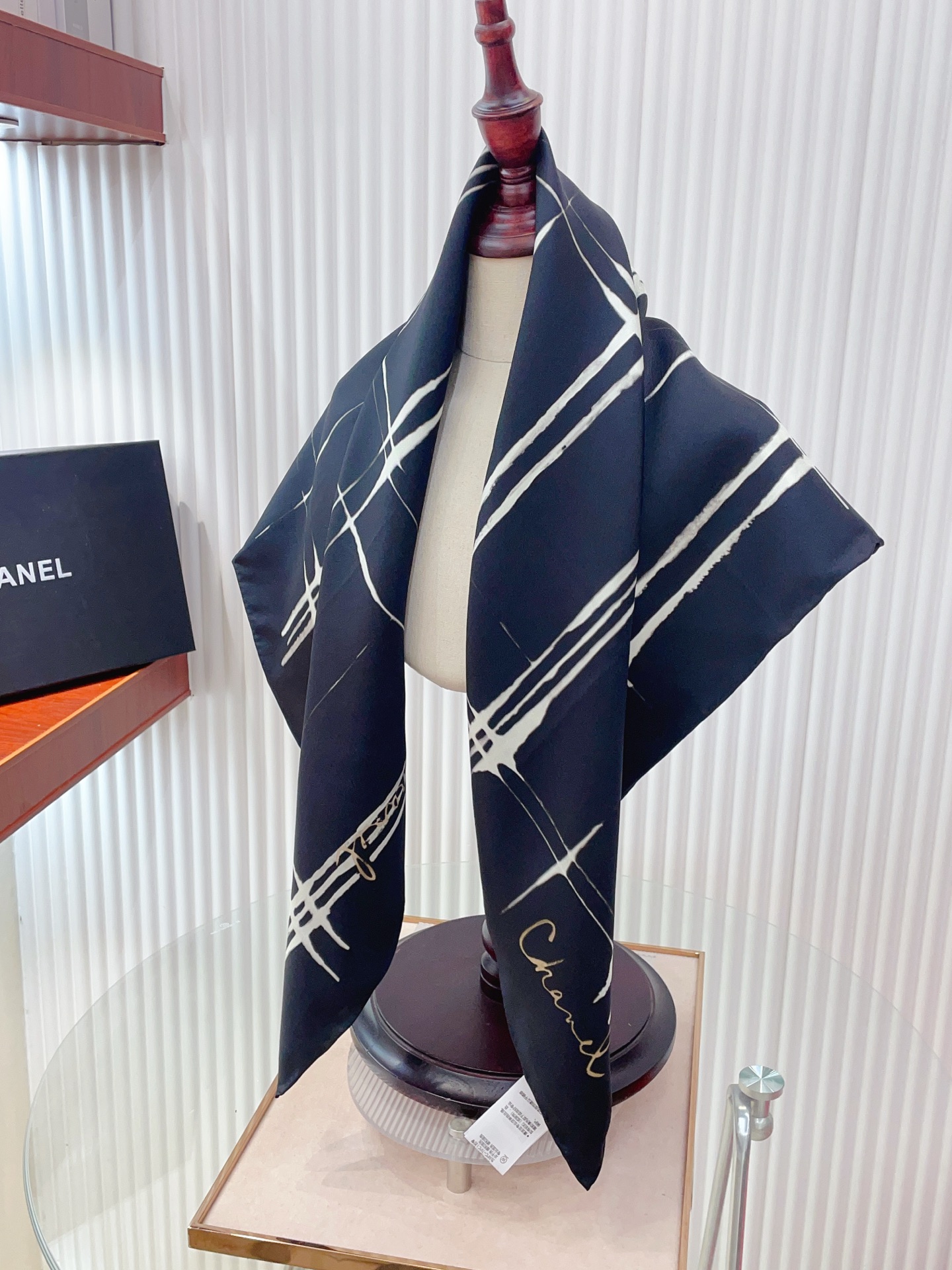 ✨✨【18姆米 双面同色】新款小香‼️美翻了[流泪]最新御用殿堂级极品‼️经典元素图案设计风格❗️美丽至