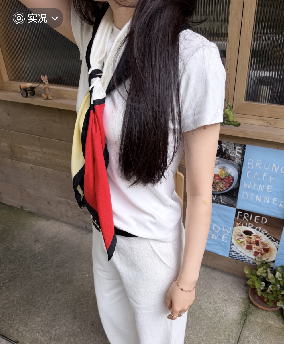 ✨✨【18姆米 双面同色】新款小香‼️美翻了[流泪]最新御用殿堂级极品‼️经典元素图案设计风格❗️美丽至