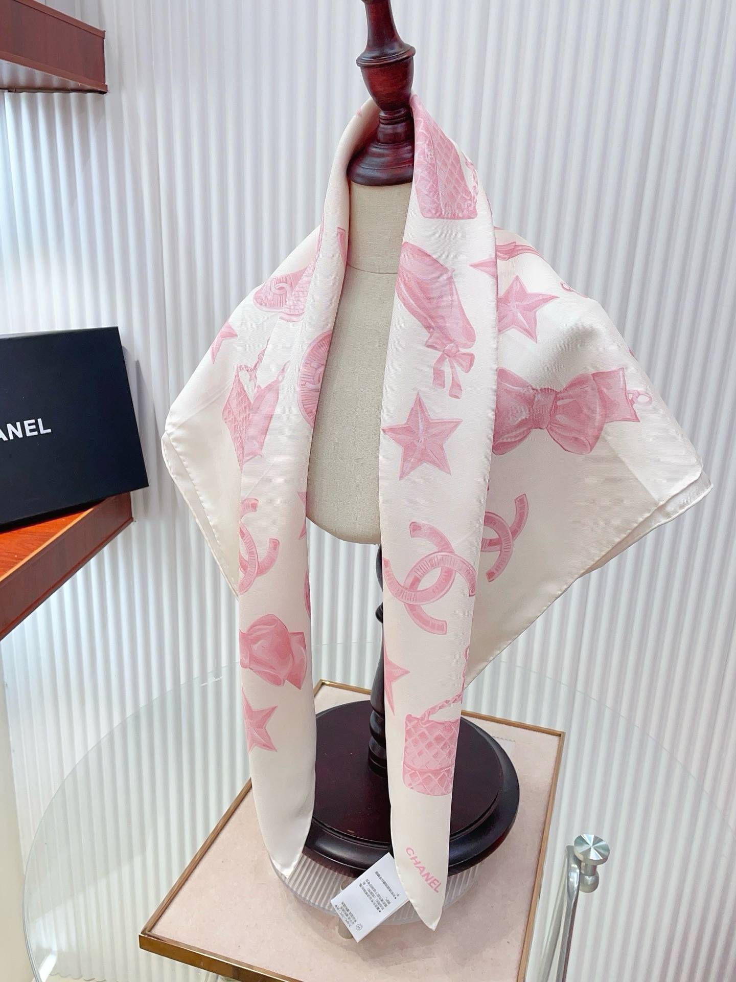 ✨✨【18姆米 双面同色】新款小香‼️美翻了[流泪]最新御用殿堂级极品‼️经典元素图案设计风格❗️美丽至