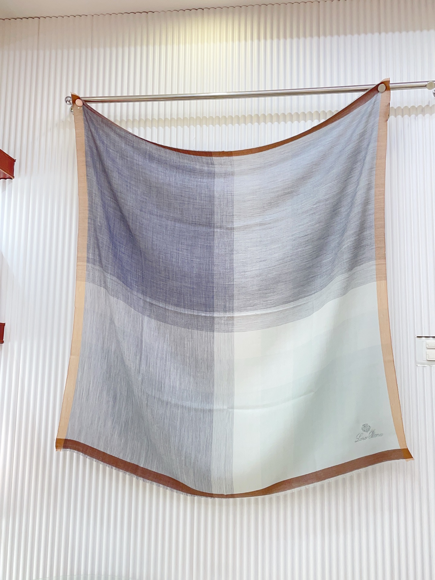 ✨✨【羊绒款 110尺寸 】新品 LP家秋冬羊绒款 随意切换造型 ,小巧又不失优雅的款式 110*110