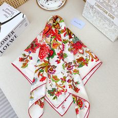 ✨✨【18姆米 双面同色】高级感爆棚❗️CD高级时髦风‼️配色非常考究,图案匠心,上身简直美得太惊艳了❤ ✨✨【18姆米 双面同色】高级感爆棚❗️CD高级时髦风‼️配色非常考究,图案匠心,上身简直美得太惊艳了❤