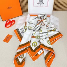 ✨✨【18姆米 双面同色】H**S真丝新款🆕👏👏买了都说好看‼️推荐💕【跃动的马儿 90】真丝方巾,顶级 ✨✨【18姆米 双面同色】H**S真丝新款🆕👏👏买了都说好看‼️推荐💕【跃动的马儿 90】真丝方巾,顶级
