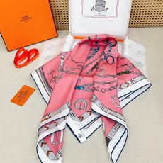 ✨✨【18姆米 双面同色】H**S真丝新款🆕👏👏买了都说好看‼️推荐💕【跃动的马儿 90】真丝方巾,顶级 ✨✨【18姆米 双面同色】H**S真丝新款🆕👏👏买了都说好看‼️推荐💕【跃动的马儿 90】真丝方巾,顶级
