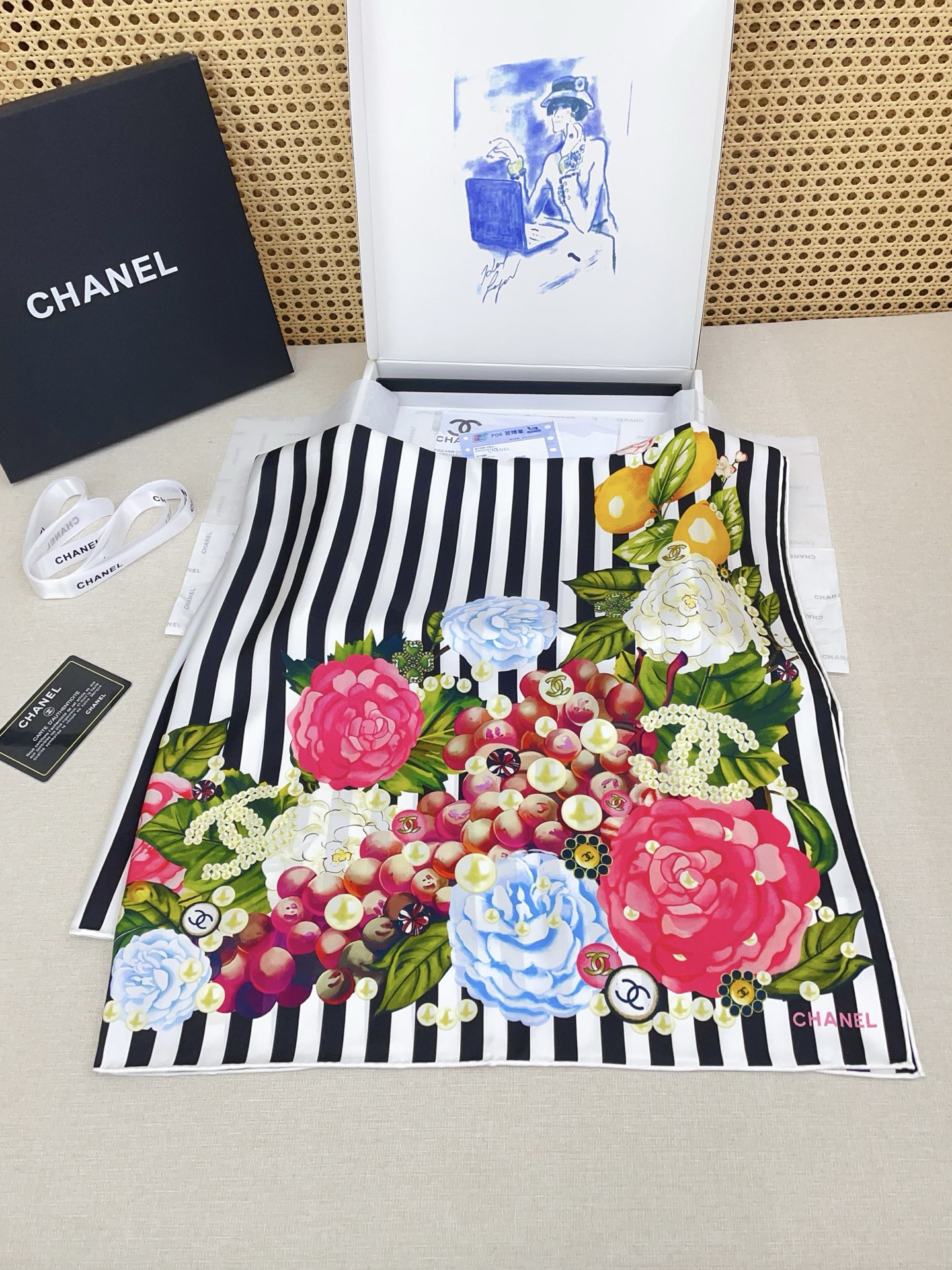 ✨✨【18姆米 双面同色】新款小香‼️美翻了[流泪]最新御用殿堂级极品‼️经典元素图案设计风格❗️美丽至