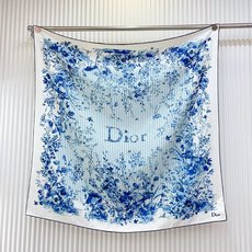 ✨✨【18姆米 双面同色】高级感爆棚❗️CD高级时髦风‼️配色非常考究,图案匠心,上身简直美得太惊艳了❤ ✨✨【18姆米 双面同色】高级感爆棚❗️CD高级时髦风‼️配色非常考究,图案匠心,上身简直美得太惊艳了❤