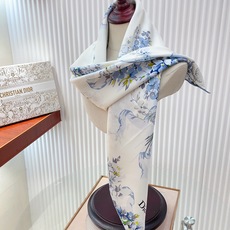✨✨【18姆米 双面同色】高级感爆棚❗️CD高级时髦风‼️配色非常考究,图案匠心,上身简直美得太惊艳了❤ ✨✨【18姆米 双面同色】高级感爆棚❗️CD高级时髦风‼️配色非常考究,图案匠心,上身简直美得太惊艳了❤