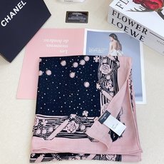 ✨✨【双面同色 丝毛款】小香 羊绒方巾‼️抢‼️VIP推荐 ‼️👍下手一定要快【高端 大爱 ‼️纯羊绒 ✨✨【双面同色 丝毛款】小香 羊绒方巾‼️抢‼️VIP推荐 ‼️👍下手一定要快【高端 大爱 ‼️纯羊绒