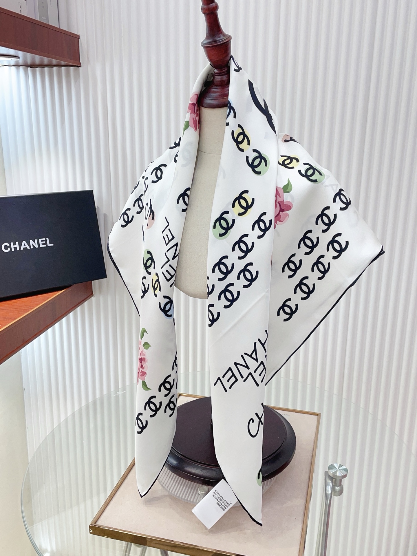 ✨✨【18姆米 双面同色】新款小香‼️美翻了[流泪]最新御用殿堂级极品‼️经典元素图案设计风格❗️美丽至