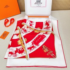 ✨✨【18姆米 双面同色】H**S真丝新款🆕👏👏买了都说好看‼️推荐💕【转动中的巴黎 90】真丝方巾,顶 ✨✨【18姆米 双面同色】H**S真丝新款🆕👏👏买了都说好看‼️推荐💕【转动中的巴黎 90】真丝方巾,顶
