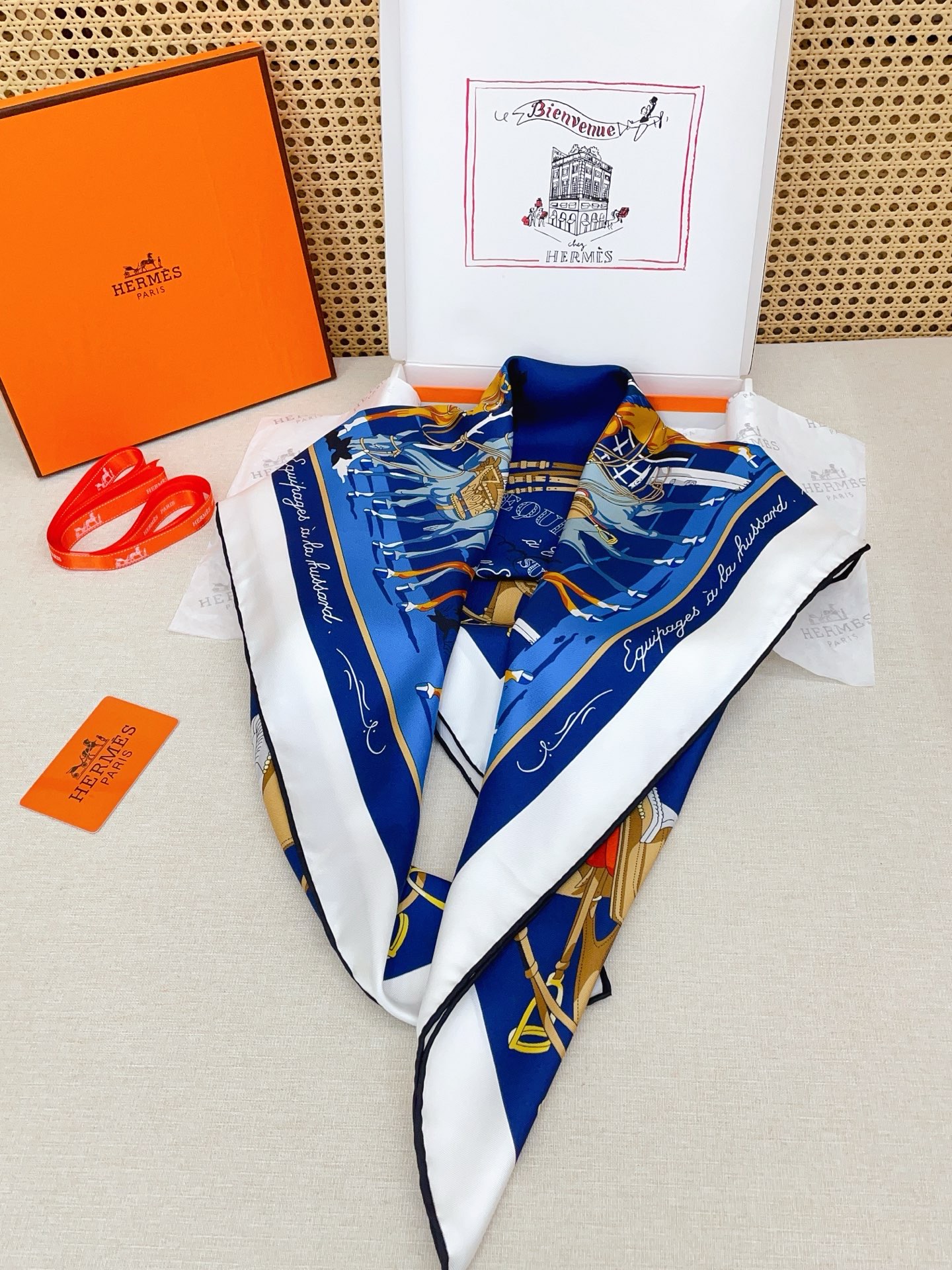 ✨✨【18姆米 双面同色】H**S真丝新款🆕👏👏买了都说好看‼️推荐💕【马具优雅美学 90】真丝方巾，顶级工艺超值‼️专
