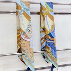 ✨✨【18姆米 双面同色】上身效果疯狂的喜欢❗️专柜也是刚刚上架的,L*最最新款~非常有看头,L的这类元素一直是高级女人 ✨✨【18姆米 双面同色】上身效果疯狂的喜欢❗️专柜也是刚刚上架的,L*最最新款~非常有看头,L的这类元素一直是高级女人