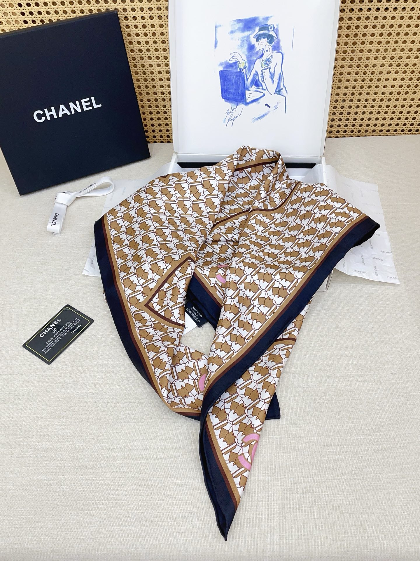 ✨✨【18姆米 双面同色】新款小香‼️美翻了[流泪]最新御用殿堂级极品‼️经典元素图案设计风格❗️美丽至极 真的 上身极