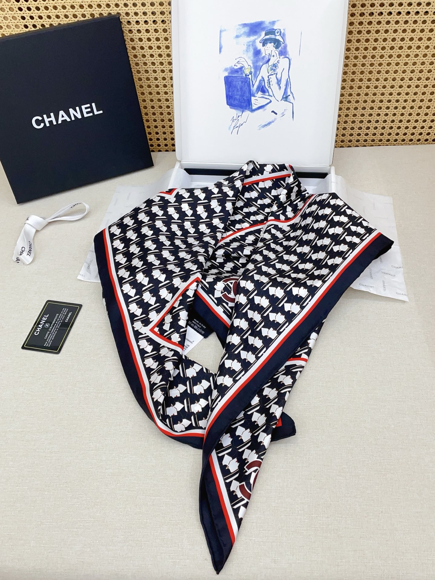 ✨✨【18姆米 双面同色】新款小香‼️美翻了[流泪]最新御用殿堂级极品‼️经典元素图案设计风格❗️美丽至极 真的 上身极