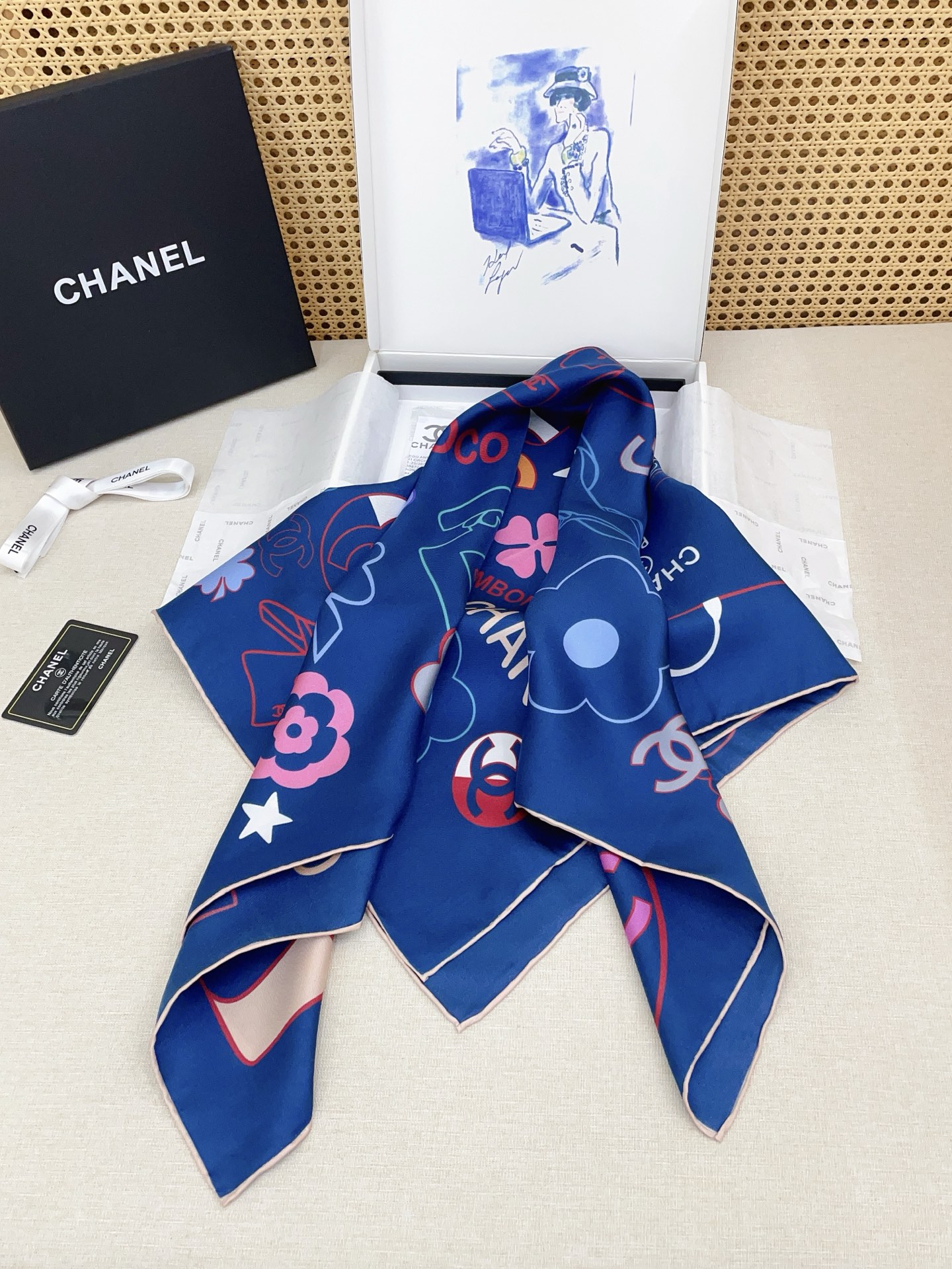 ✨✨【18姆米 双面同色】新款小香‼️美翻了[流泪]最新御用殿堂级极品‼️经典元素图案设计风格❗️美丽至极 真的 上身极
