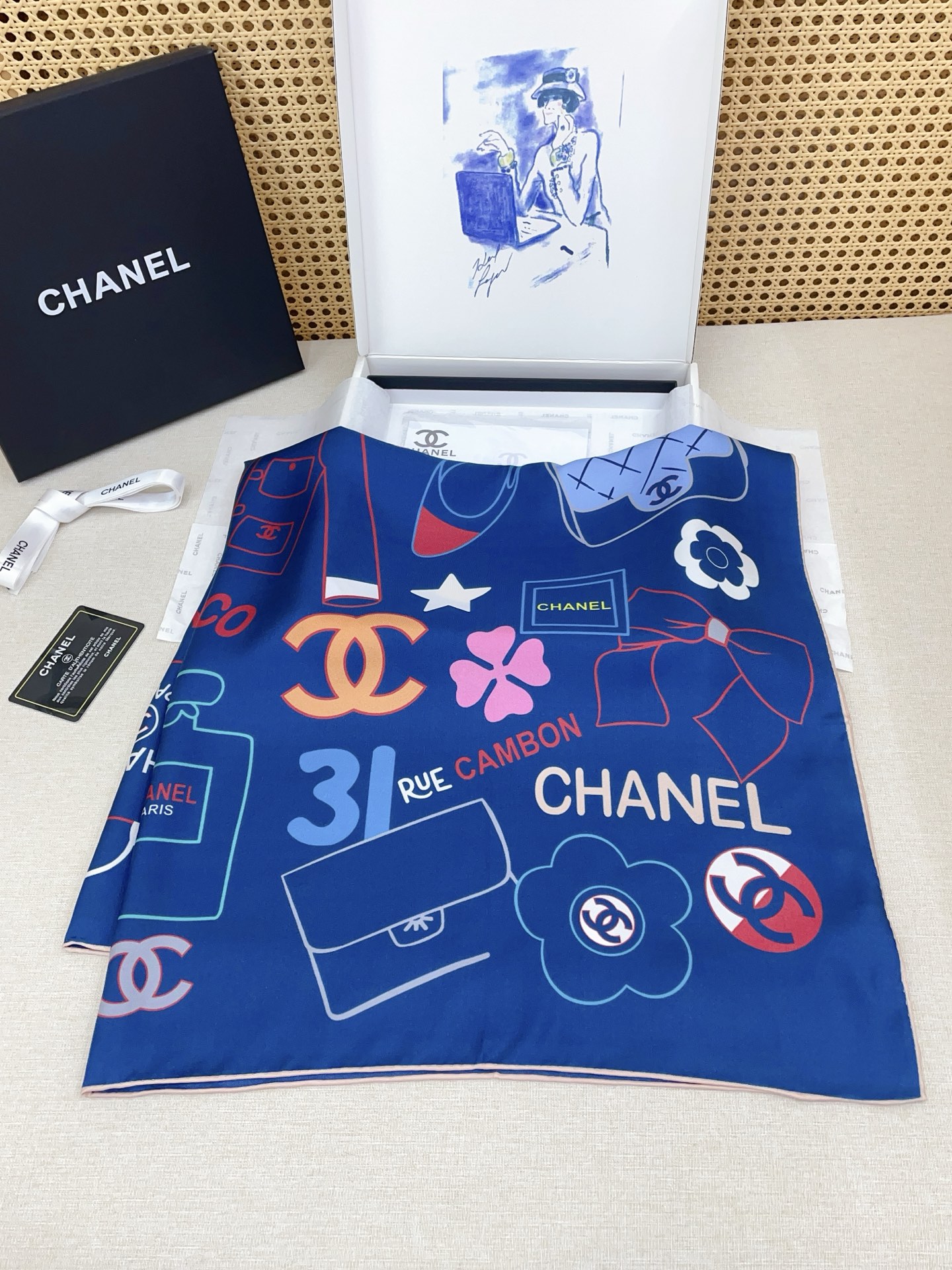 ✨✨【18姆米 双面同色】新款小香‼️美翻了[流泪]最新御用殿堂级极品‼️经典元素图案设计风格❗️美丽至极 真的 上身极