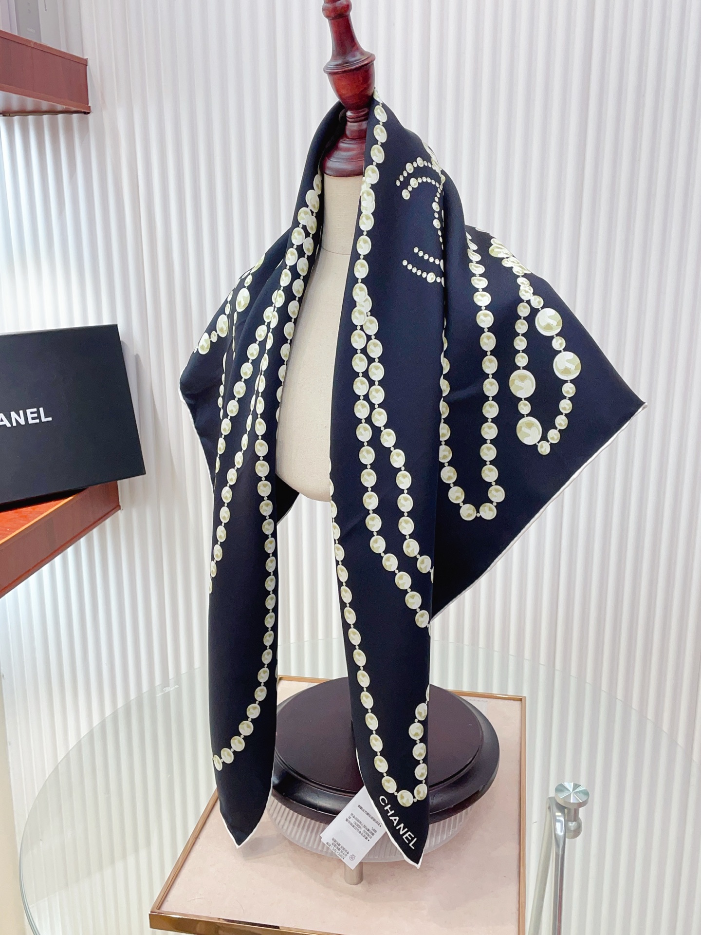 ✨✨【18姆米 双面同色】新款小香‼️美翻了[流泪]最新御用殿堂级极品‼️经典元素图案设计风格❗️美丽至极 真的 上身极